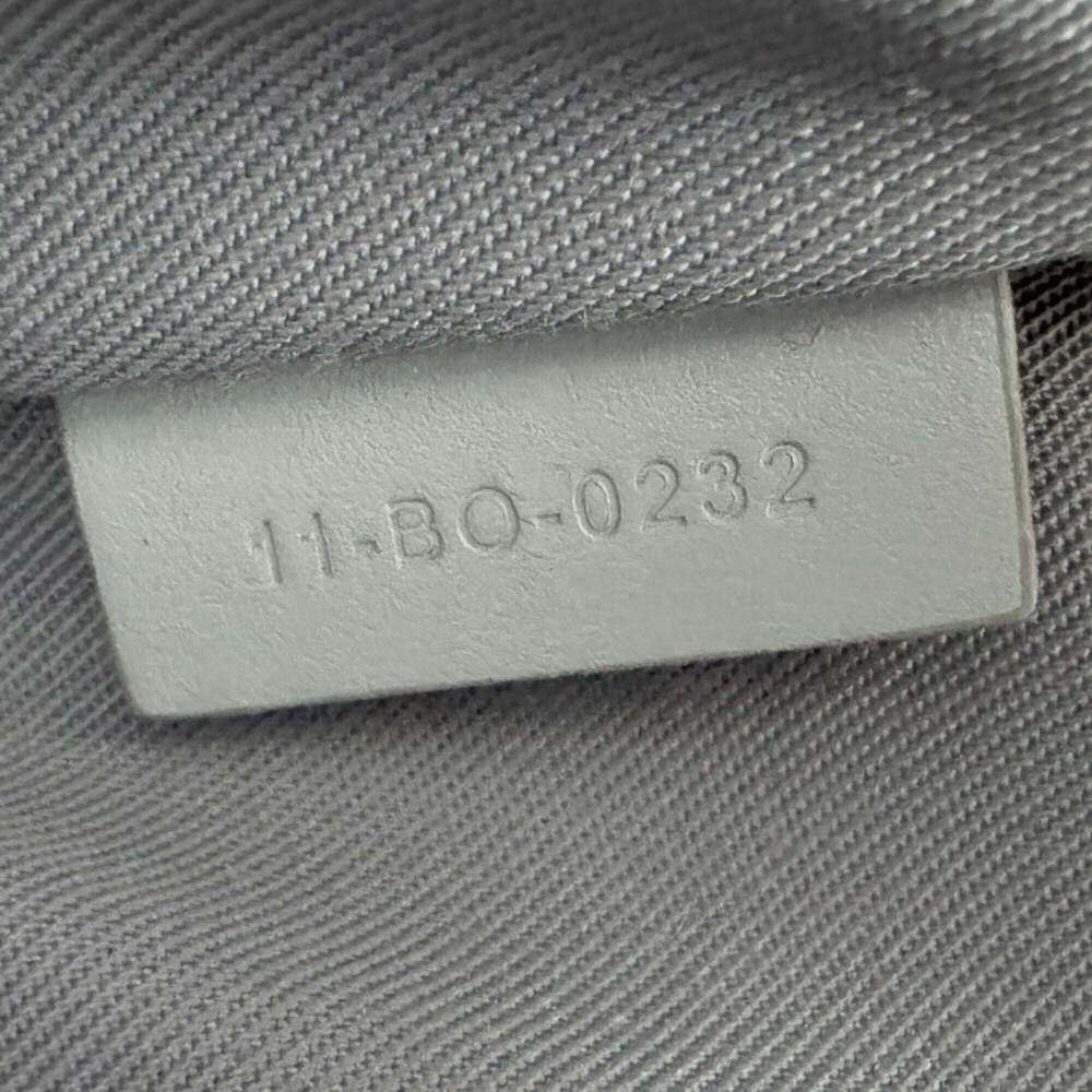 CHRISTIAN DIOR Gray Leather Shoulder Bag - Picture 13 of 13